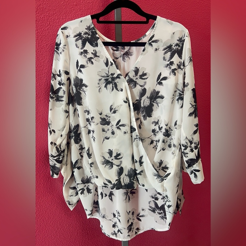 West Kei Black & White Floral Wrap-Front Blouse